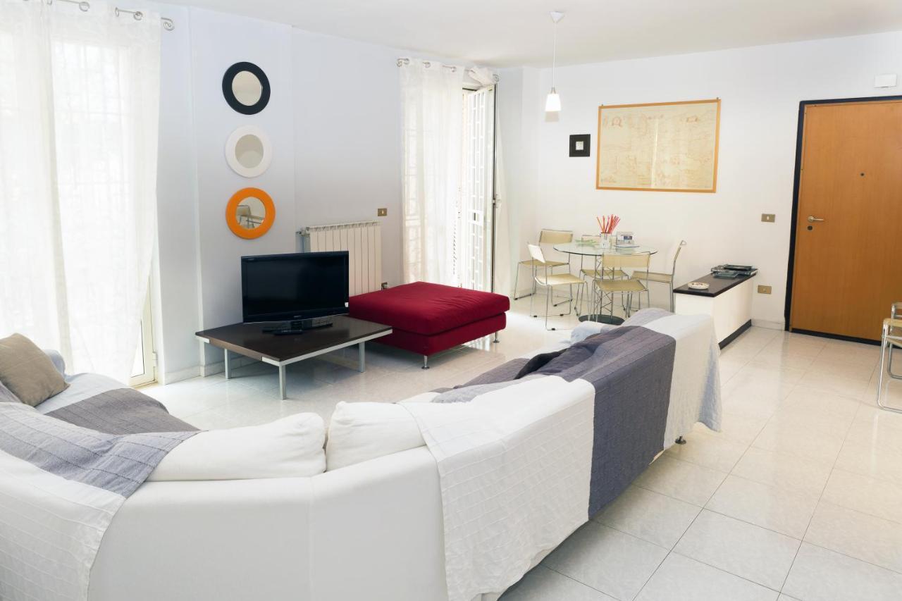 Merola Sisters Holiday Home Caserta Exteriör bild